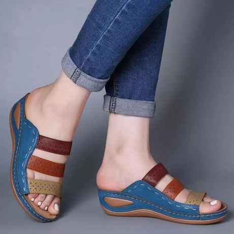 Flat and Comfortable Sandals for Women - Sandow