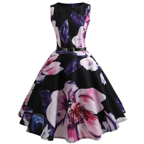 Schwarzes Vintage-Kleid mit rosa Blumen im Retro-Stil