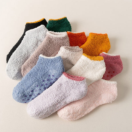 Flauschige rutschfeste Damensocken