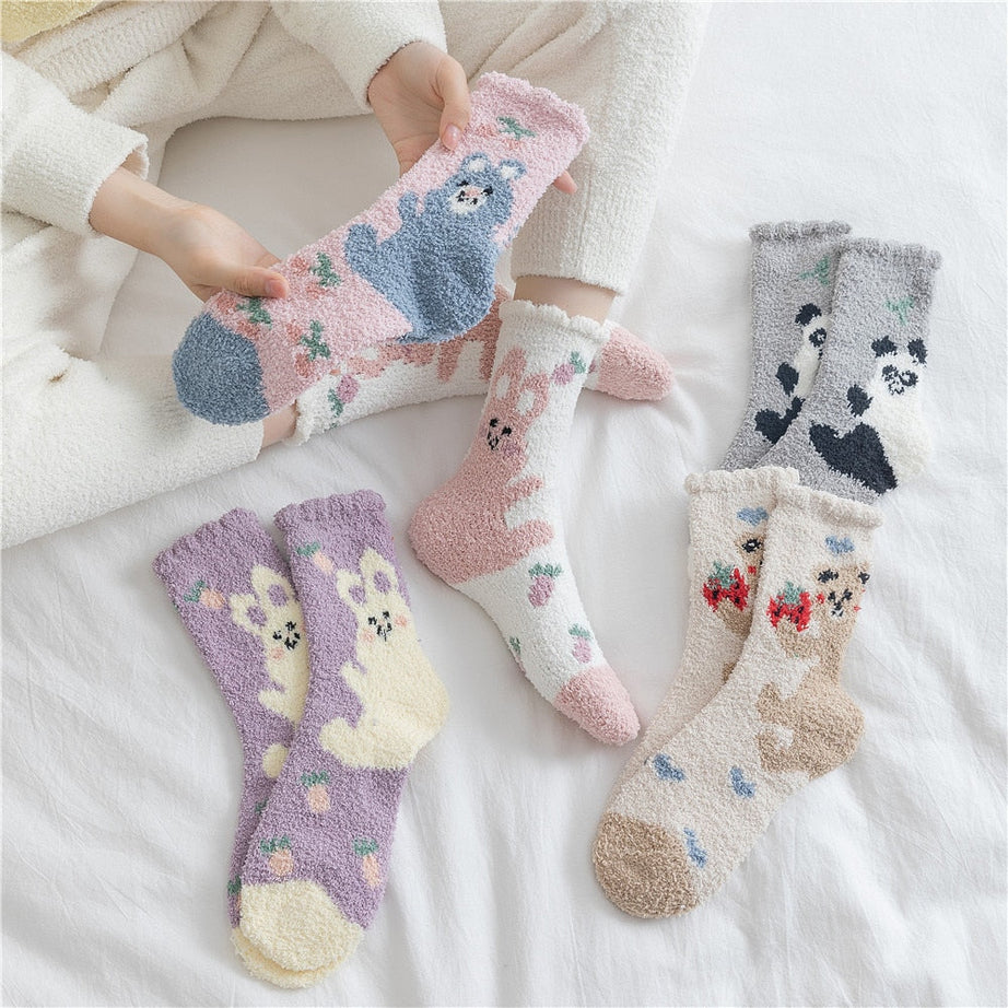 Chaussettes pelucheuses animaux pour femme Ember