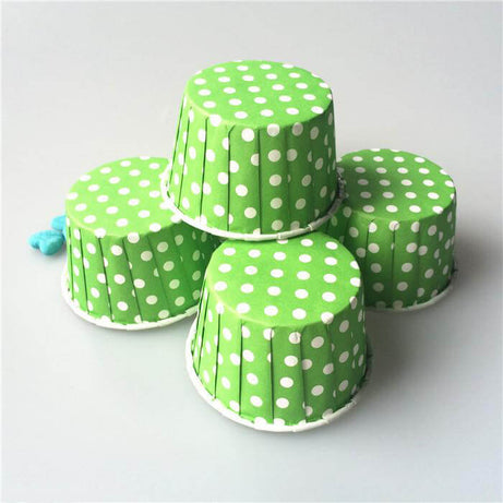 Pretty green cases with white polka dots (x50) - For cupcakes and muffins