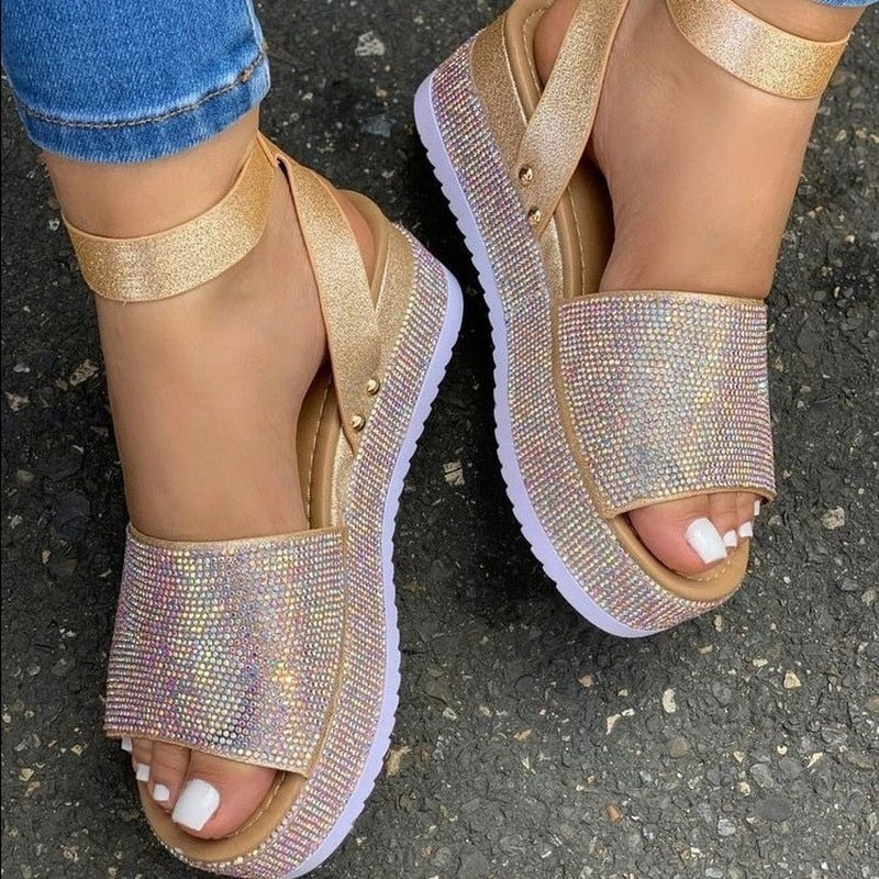 Comfortable wedge sandals